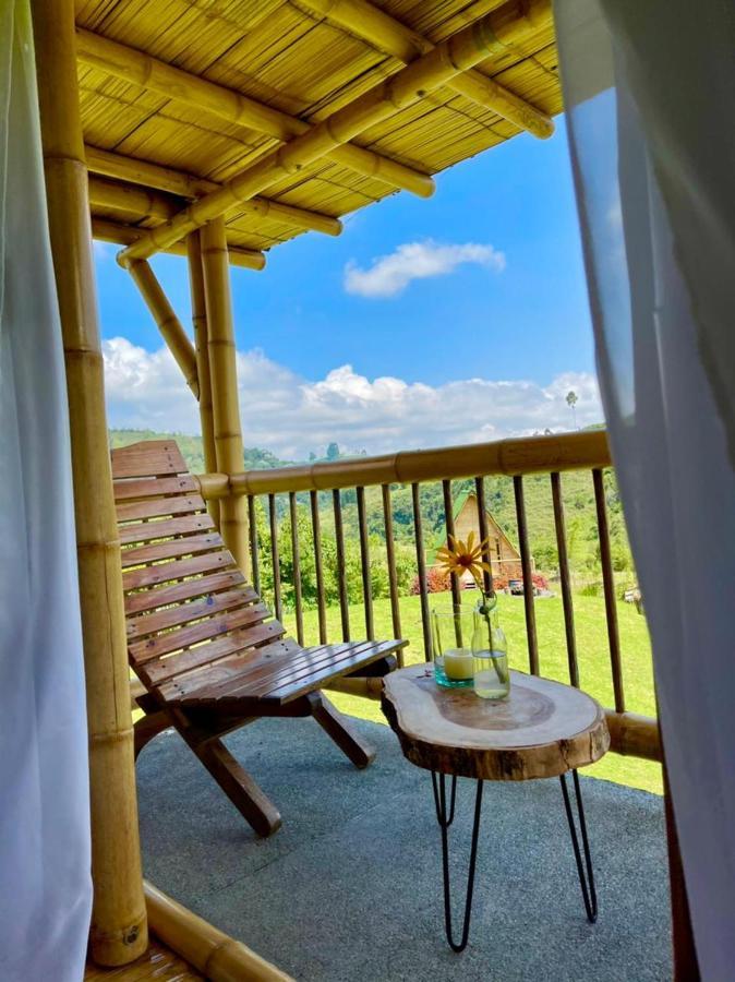 Glamping La Herradura Санта-Роса-де-Кабаль Екстер'єр фото