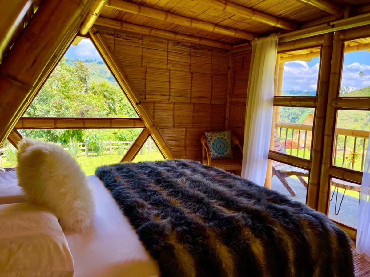 Glamping La Herradura Санта-Роса-де-Кабаль Екстер'єр фото