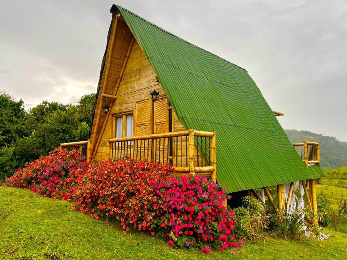Glamping La Herradura Санта-Роса-де-Кабаль Екстер'єр фото