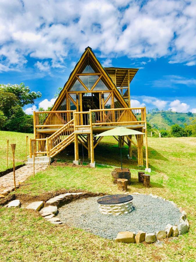 Glamping La Herradura Санта-Роса-де-Кабаль Екстер'єр фото